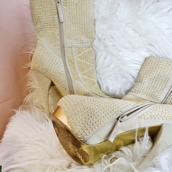 Exquisite Golden Studded Platform Mid-Calf Boots, Leather and Suede, S 7.5 H 6" - Picture 10 of 11